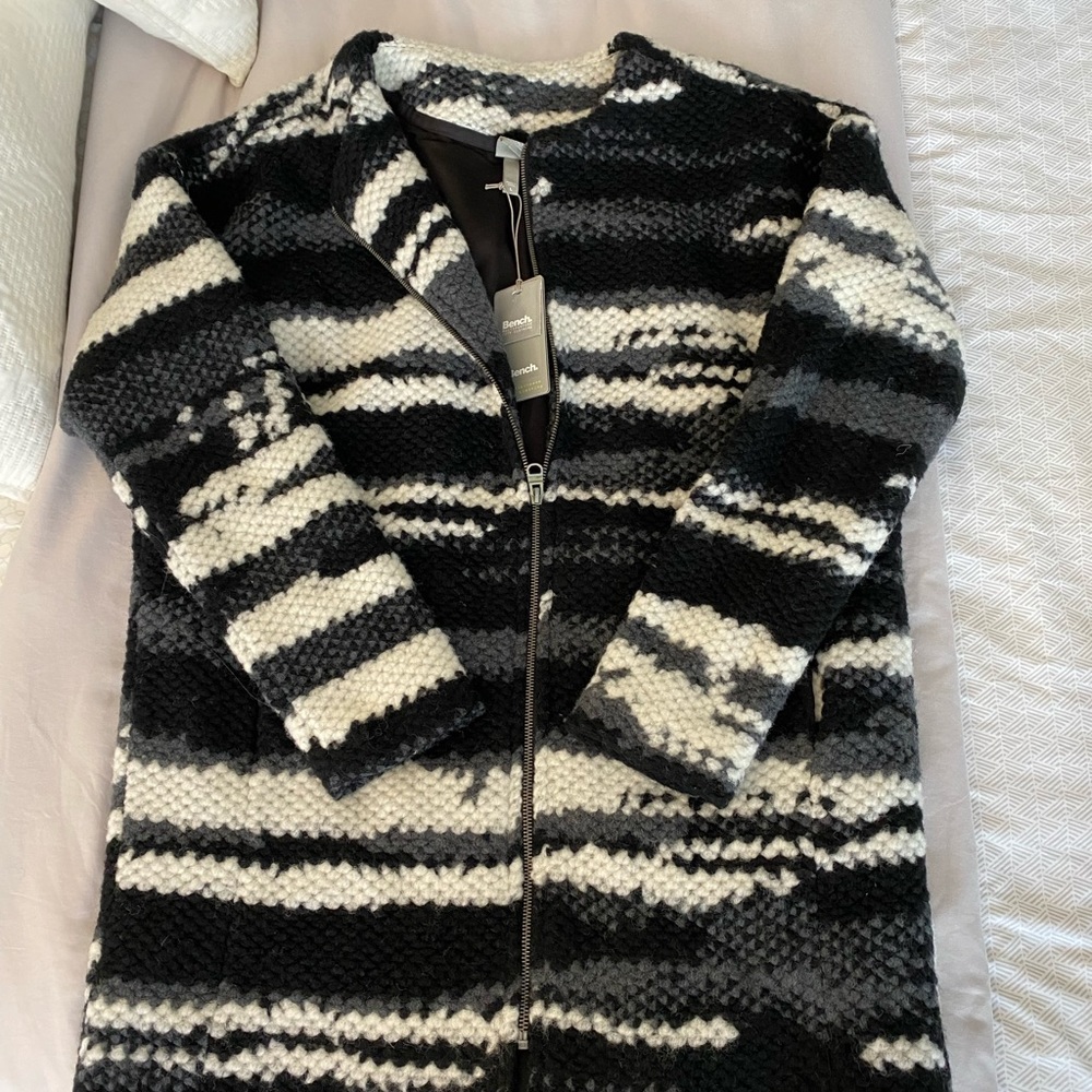 Bench Jacket - Women’s Large